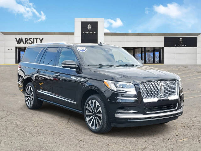 2022 Lincoln Navigator L Reserve 4WD photo