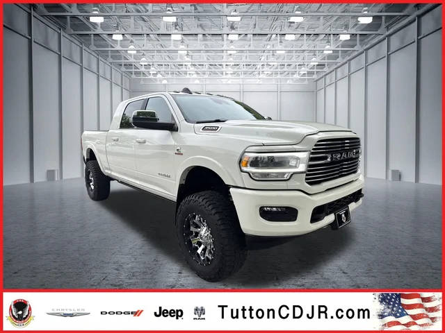 2022 Ram 3500 Laramie 4WD photo