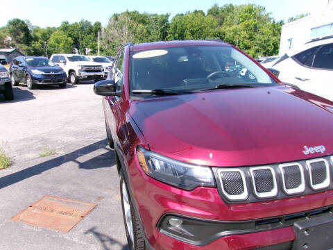 2022 Jeep Compass Latitude 4WD photo