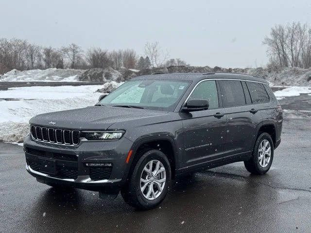 2022 Jeep Grand Cherokee L Limited 4WD photo