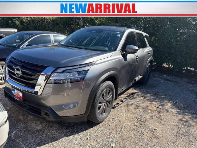 2022 Nissan Pathfinder SV FWD photo