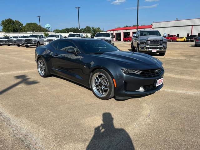 2022 Chevrolet Camaro 2LT RWD photo