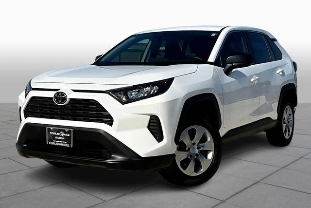 2022 Toyota RAV4 LE FWD photo