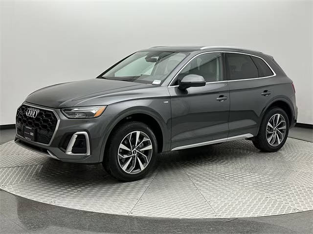 2022 Audi Q5 S line Premium AWD photo