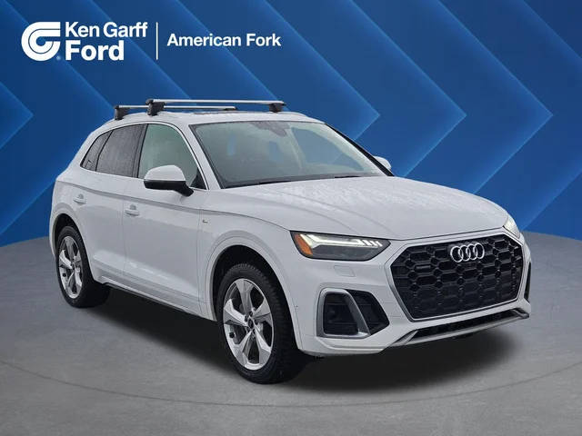 2022 Audi Q5 S line Prestige AWD photo