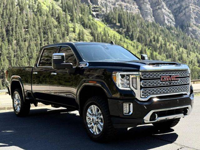 2022 GMC Sierra 2500HD Denali 4WD photo