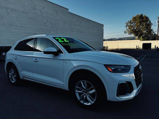 2022 Audi Q5 S line Premium AWD photo
