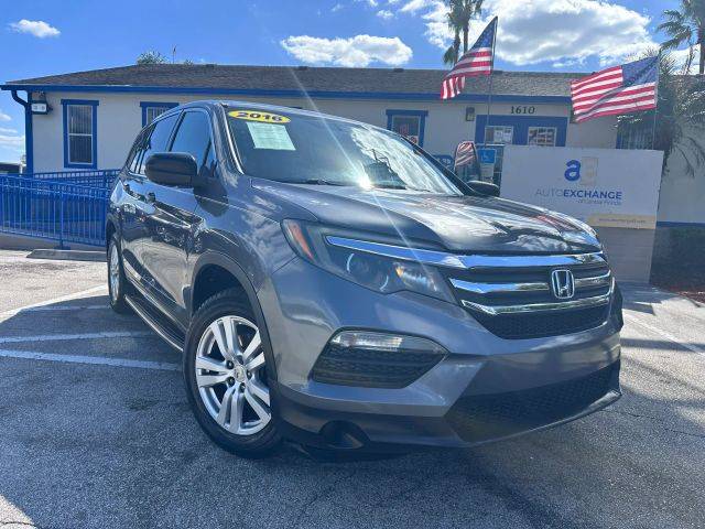 2016 Honda Pilot LX FWD photo