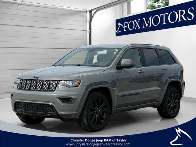 2022 Jeep Grand Cherokee Laredo X 4WD photo