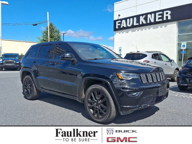 2022 Jeep Grand Cherokee Laredo X 4WD photo