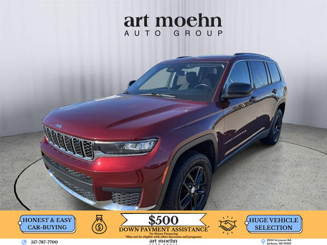 2022 Jeep Grand Cherokee L Laredo 4WD photo