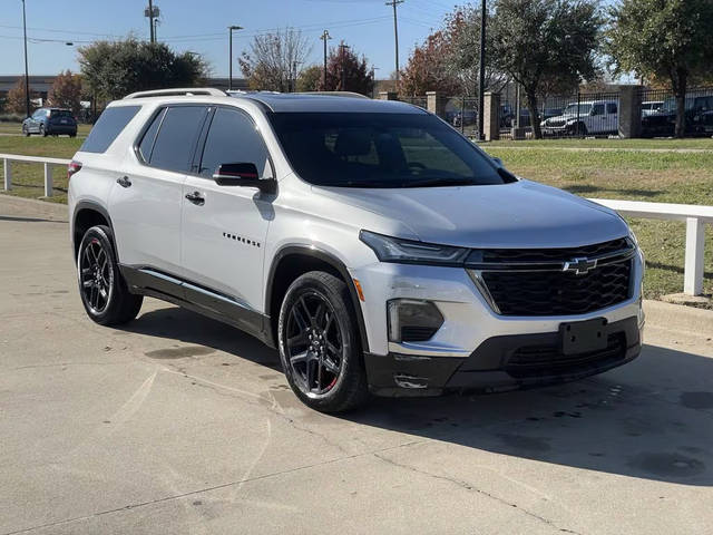 2022 Chevrolet Traverse Premier FWD photo