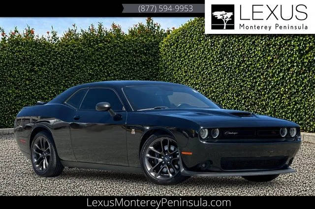 2022 Dodge Challenger R/T Scat Pack RWD photo
