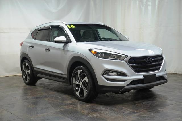 2016 Hyundai Tucson Sport AWD photo