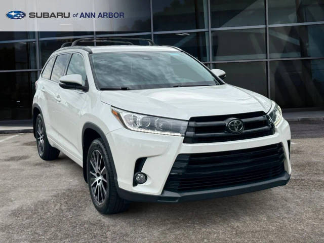 2018 Toyota Highlander SE AWD photo