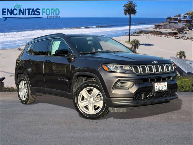2022 Jeep Compass Latitude FWD photo