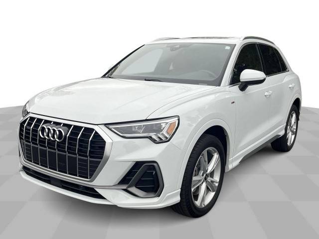 2022 Audi Q3 S line Premium Plus AWD photo