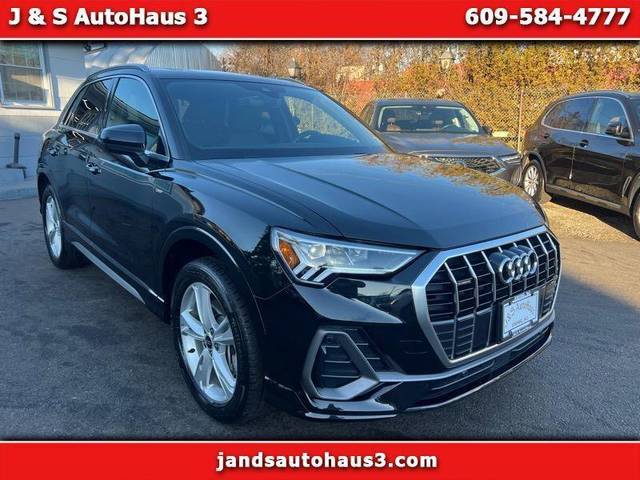 2022 Audi Q3 S line Premium Plus AWD photo