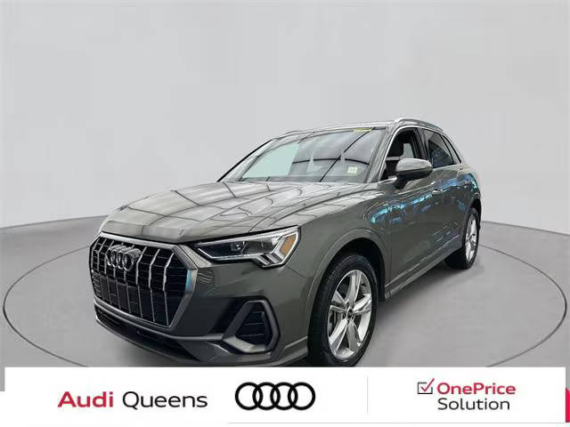 2022 Audi Q3 S line Premium Plus AWD photo