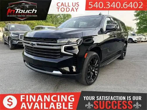2022 Chevrolet Suburban LT 4WD photo