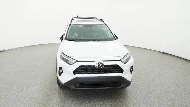 2022 Toyota Corolla Cross L AWD photo