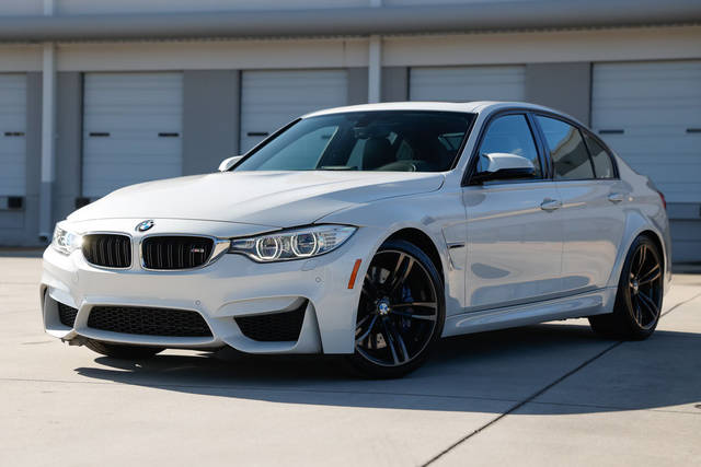 2015 BMW M3  RWD photo