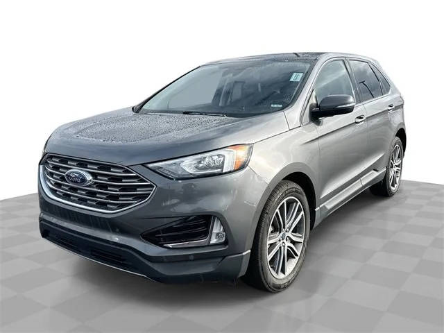 2022 Ford Edge Titanium AWD photo