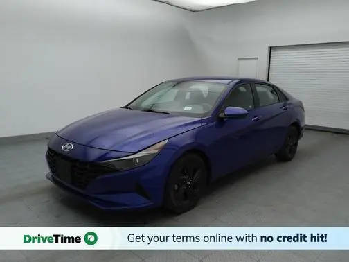 2022 Hyundai Elantra SEL FWD photo