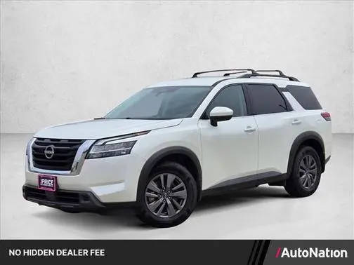 2022 Nissan Pathfinder SV FWD photo