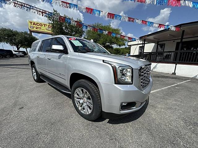 2020 GMC Yukon XL Denali RWD photo