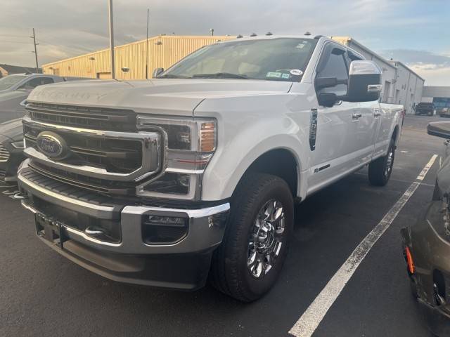 2022 Ford F-350 Super Duty King Ranch 4WD photo