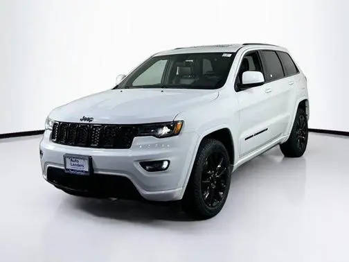 2022 Jeep Grand Cherokee Laredo X 4WD photo