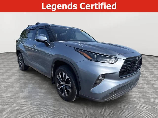 2022 Toyota Highlander XLE AWD photo