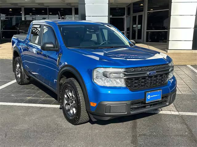 2022 Ford Maverick XLT FWD photo