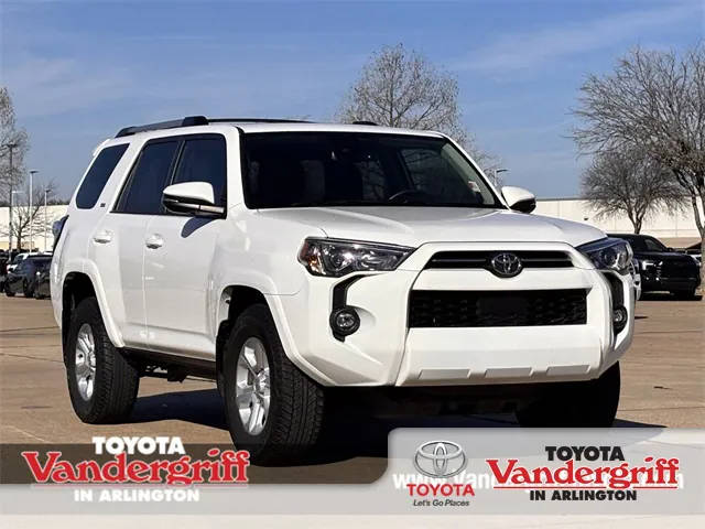 2022 Toyota 4Runner SR5 Premium RWD photo