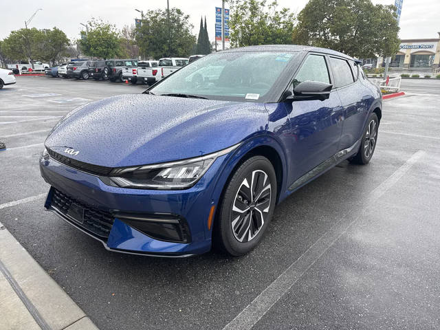 2022 Kia EV6 GT-Line RWD photo
