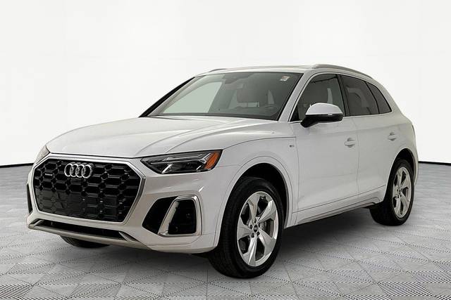 2022 Audi Q5 S line Premium Plus AWD photo