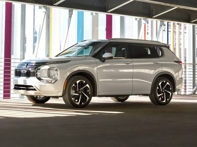 2022 Mitsubishi Outlander ES 4WD photo