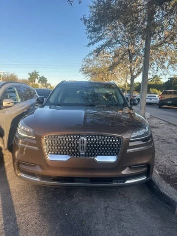 2022 Lincoln Aviator Standard AWD photo