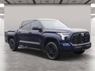 2022 Toyota Tundra SR5 4WD photo