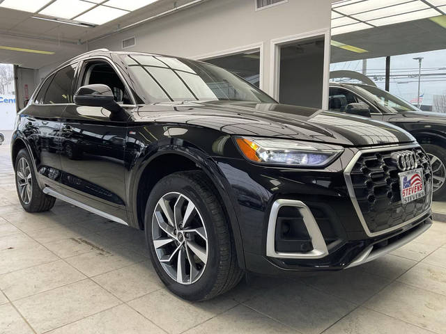 2022 Audi Q5 S line Premium AWD photo