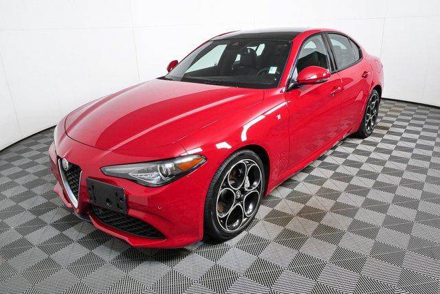 2022 Alfa Romeo Giulia Ti RWD photo