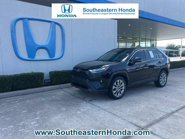 2022 Toyota RAV4 XLE Premium AWD photo