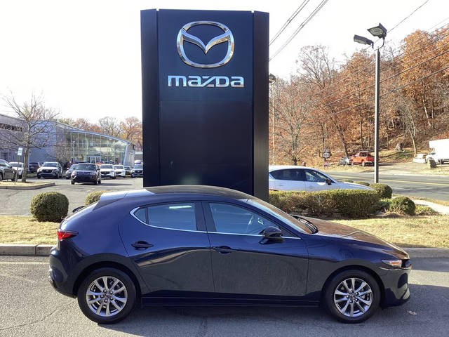 2022 Mazda 3 2.5 S FWD photo