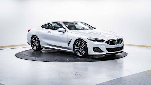 2022 BMW 8 Series M850i xDrive AWD photo