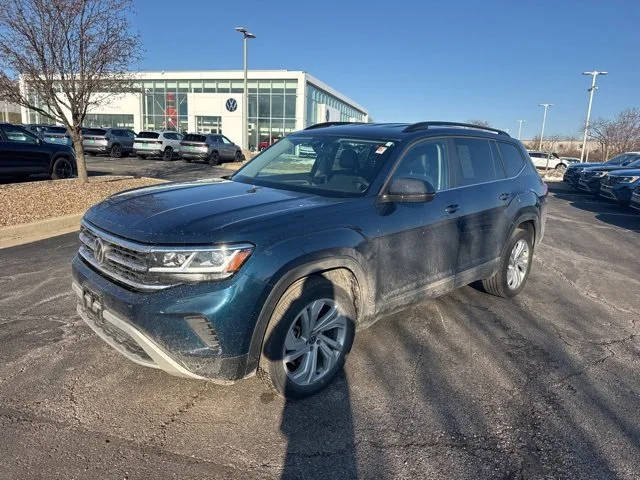 2022 Volkswagen Atlas 3.6L V6 SE w/Technology AWD photo