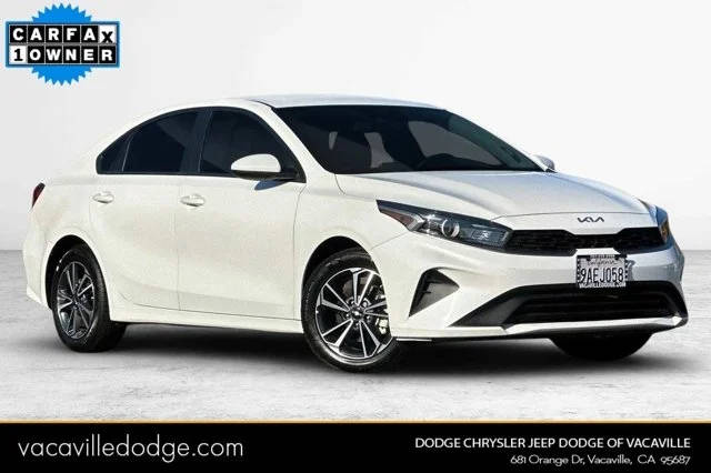 2022 Kia Forte LXS FWD photo