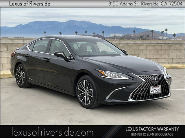 2022 Lexus ES ES 300h FWD photo