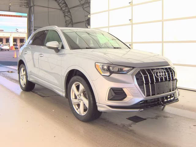 2020 Audi Q3 Premium AWD photo