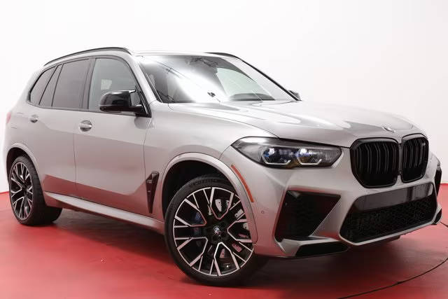 2022 BMW X5 M  AWD photo